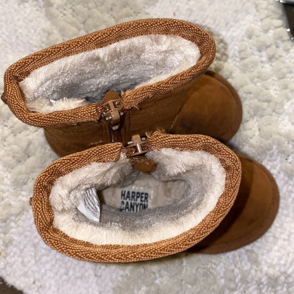 Harper Canyon‎ boots